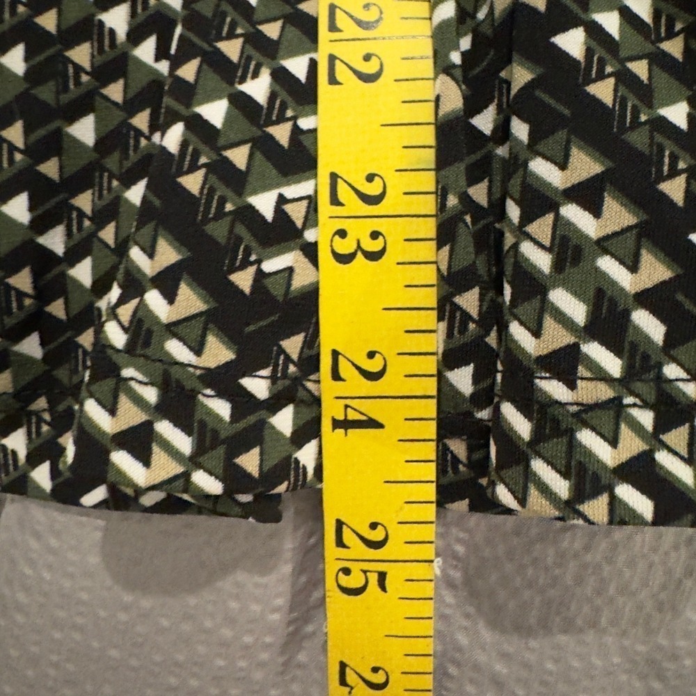 En Focus Studio Green Wrap Dress Plus Size 14 Graphic Print Slimming Office Work - Picture 12 of 13